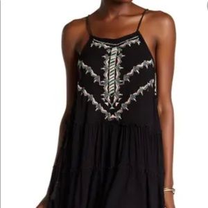 BOHO ME
Sleeveless Embroidered Cover-Up Dress